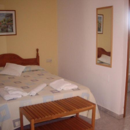 Hostal Mini Golf Los Canos De Meca Dış mekan fotoğraf