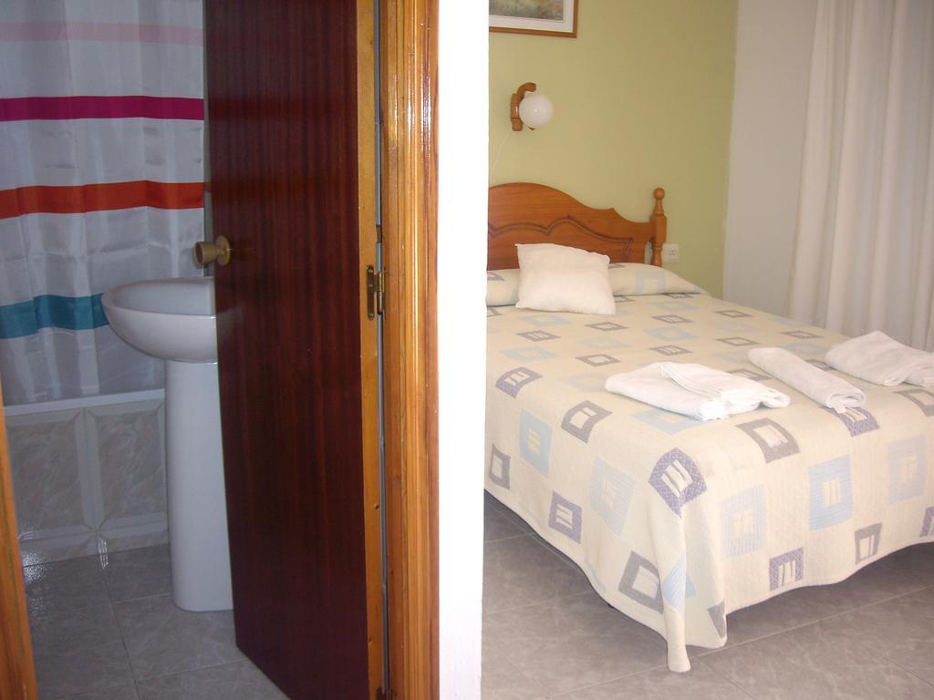 Hostal Mini Golf Los Canos De Meca Oda fotoğraf