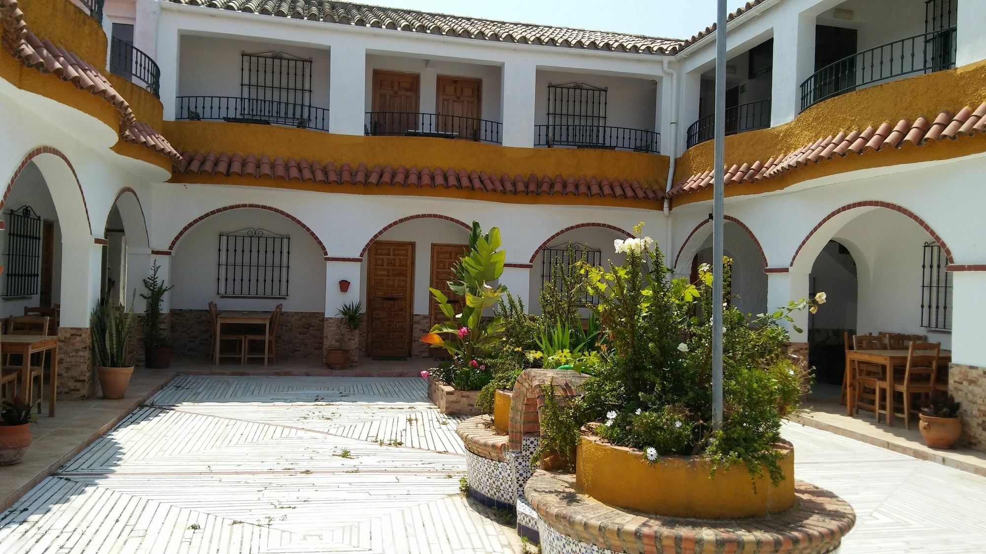 Hostal Mini Golf Los Canos De Meca Dış mekan fotoğraf